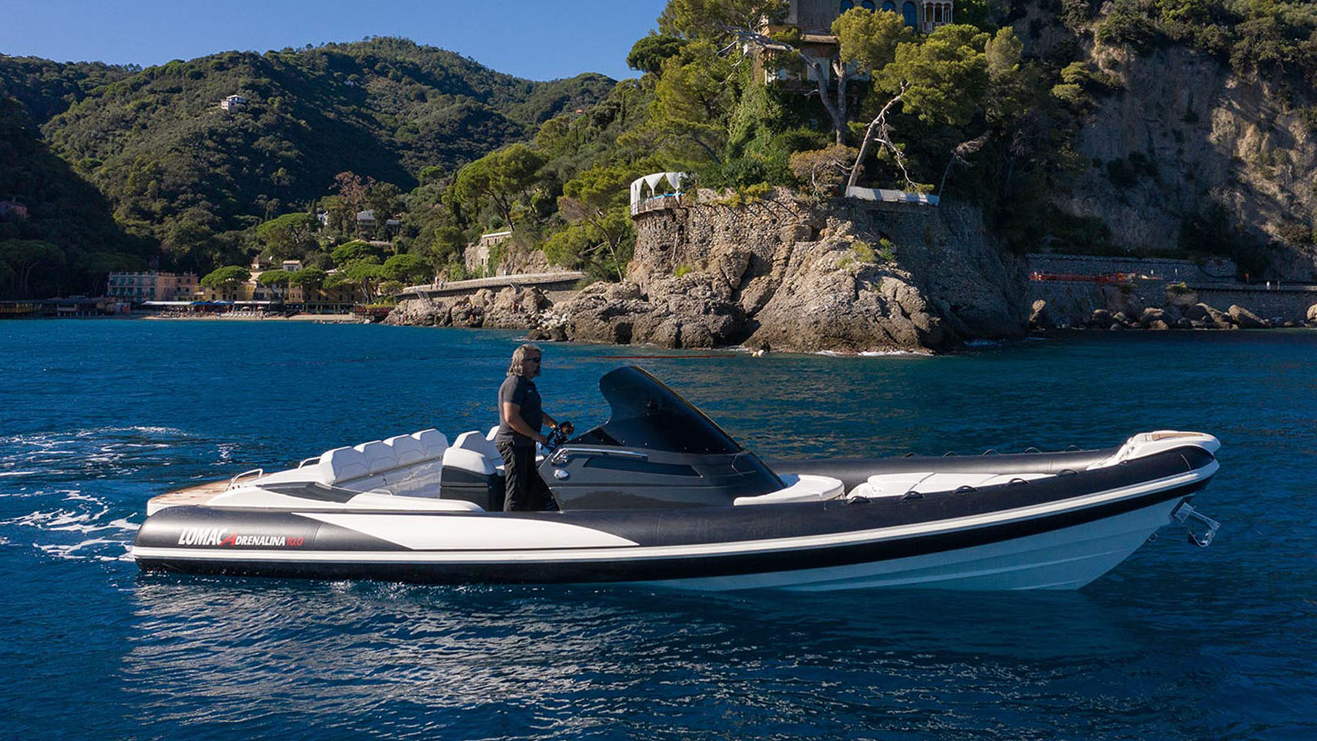 Arno Marine. Segui la scia!